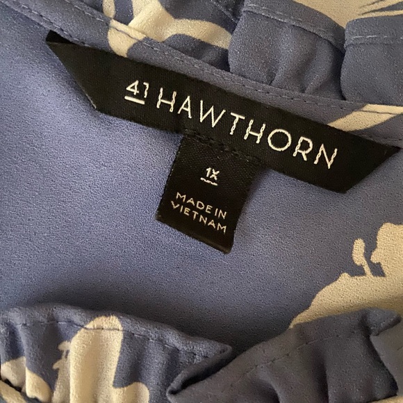 41 Hawthorne plus size top - Picture 8 of 8